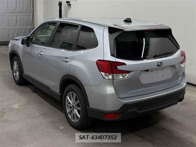 Subaru FORESTER 2025 8689445-1