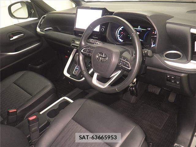 Toyota NOAH 2023 8722679-3