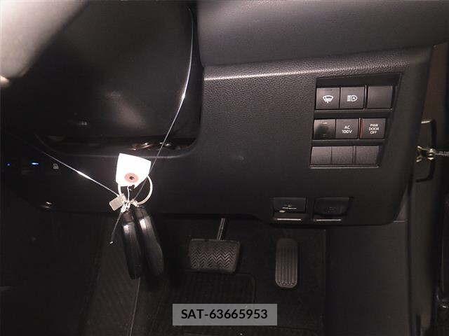Toyota NOAH 2023 8722679-8