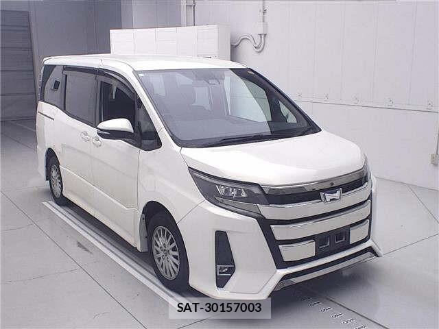Toyota NOAH 2018 8722680-0