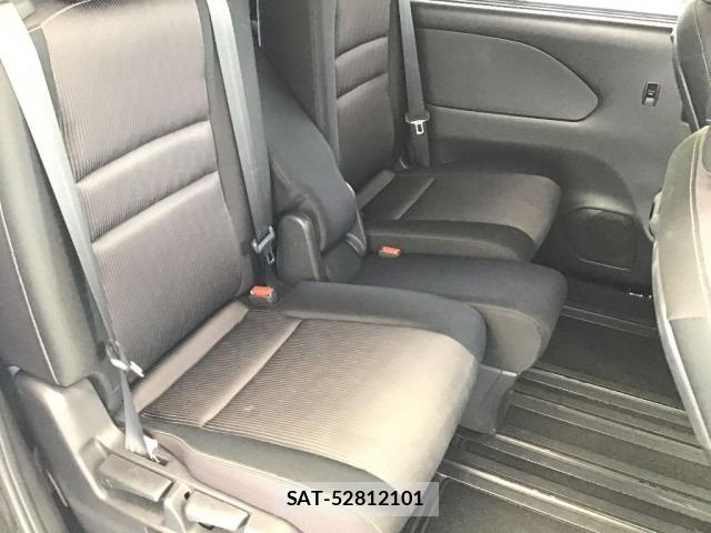 Nissan SERENA 2016 8921200-6