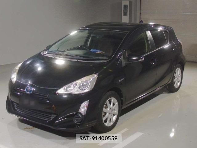 Toyota AQUA 2015 8862373-0
