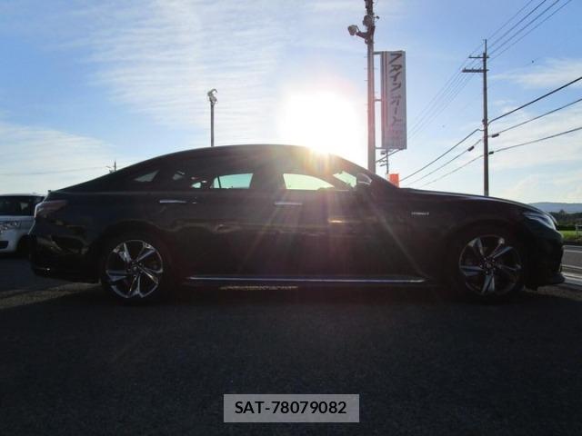 Toyota CROWN 2018 8680588-3