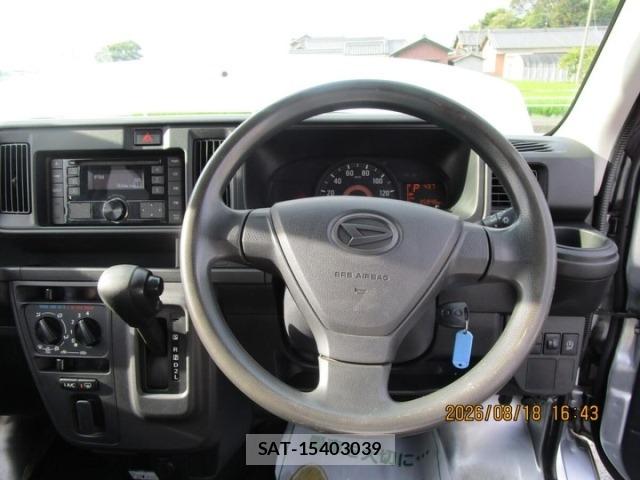 Daihatsu HIJET VAN 2020 8759445-19