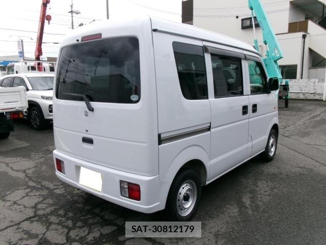 Suzuki EVERY 2011 8928184-4