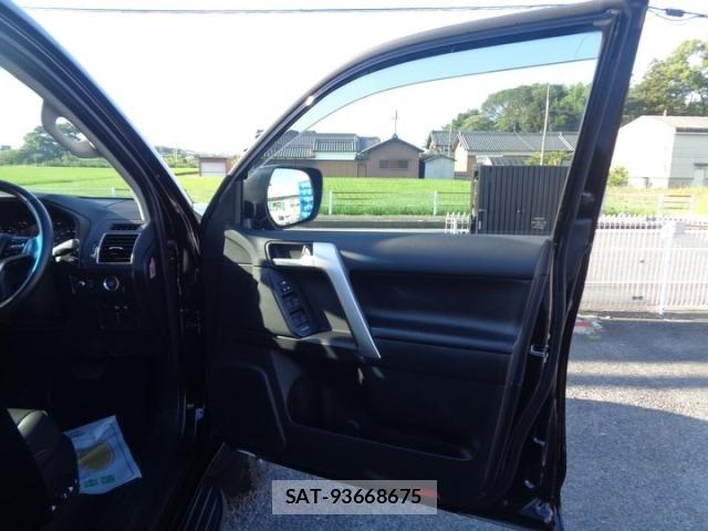 Toyota LAND CRUISER PRADO 2023 8692356-14