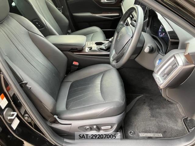 Toyota CROWN 2021 8680589-3