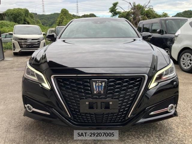 Toyota CROWN 2021 8680589-8