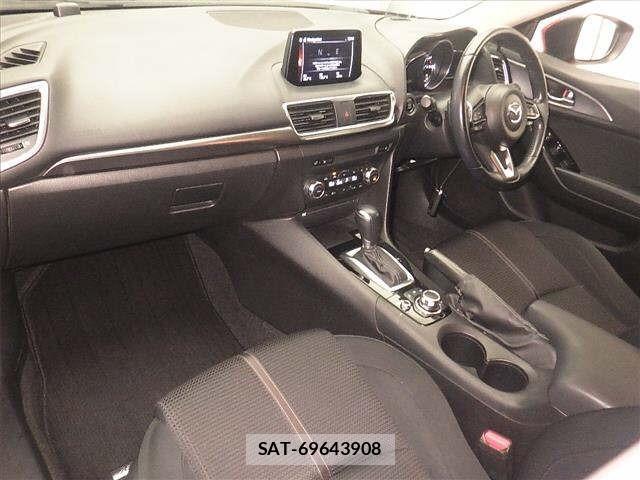 Mazda AXELA 2016 8678437-4
