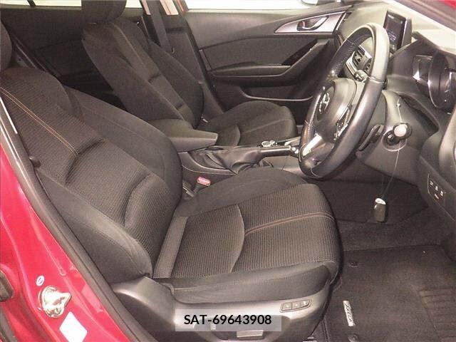 Mazda AXELA 2016 8678437-5