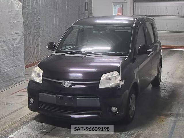Toyota SIENTA 2013 8903106-0