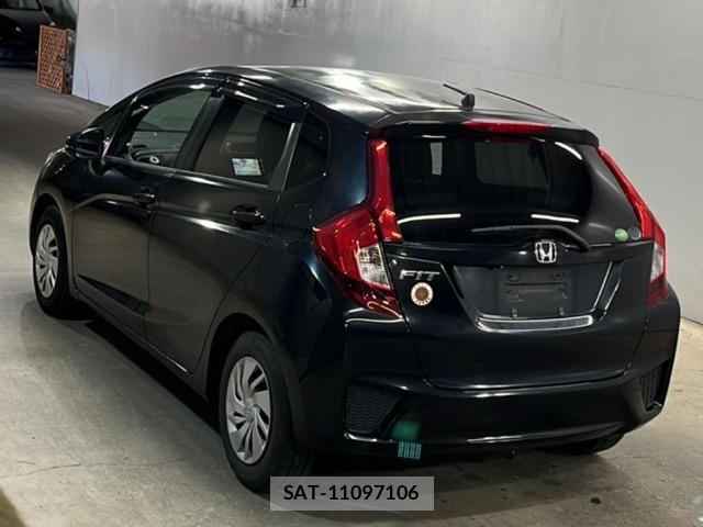 Honda FIT 2013 8920357-1