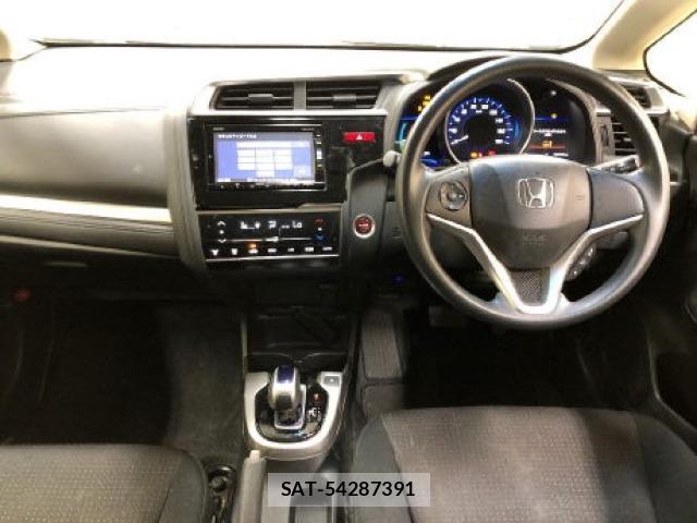 Honda FIT 2016 8922433-4