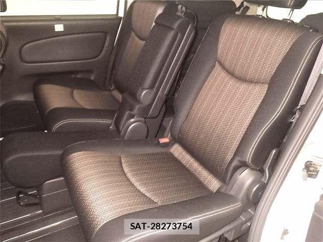 Nissan SERENA 2016 8717185-7