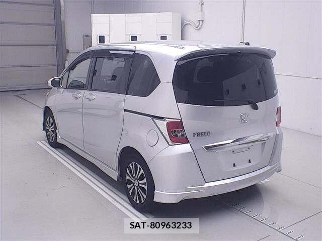 Honda FREED 2014 8716506-1