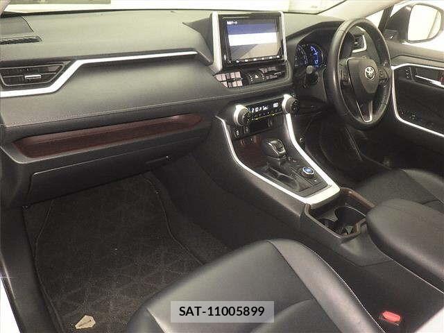 Toyota RAV4 2020 8680662-4