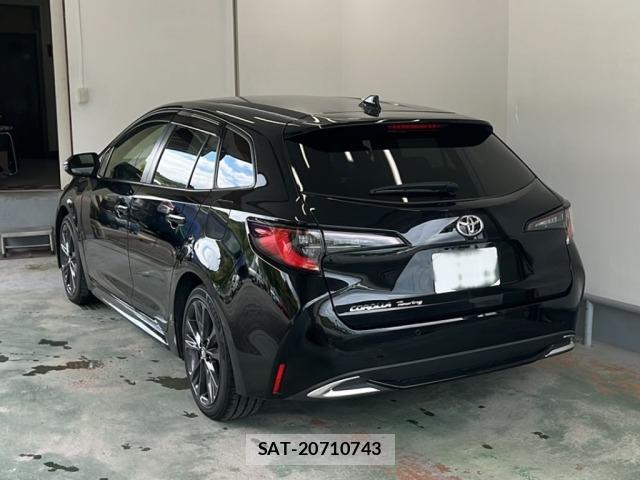 Toyota COROLLA TOURING 2024 8863286-1
