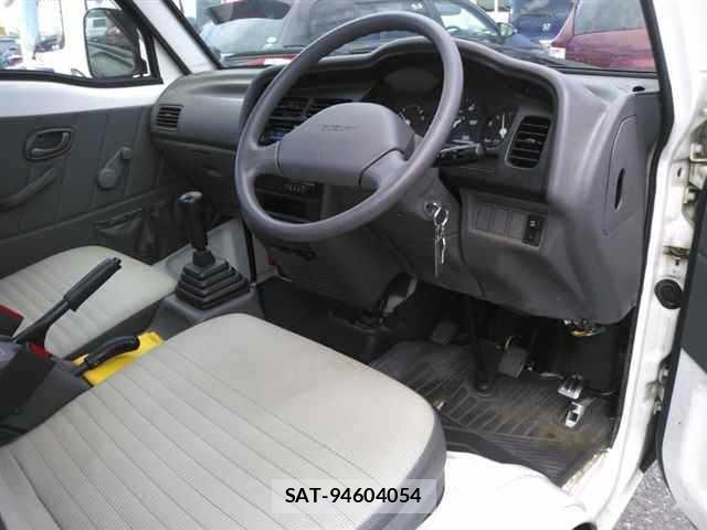 Suzuki CARRY TRUCK 1998 8679737-3