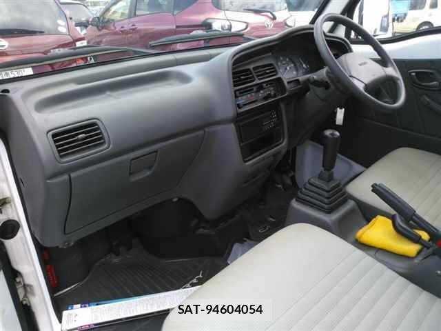 Suzuki CARRY TRUCK 1998 8679737-8