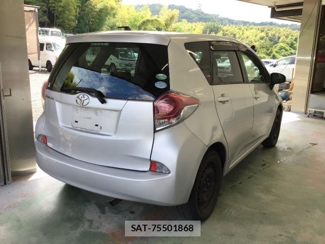 Toyota RACTIS 2015 8680711-4