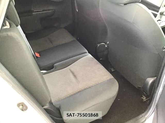 Toyota RACTIS 2015 8680711-6