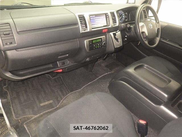 Toyota HIACE VAN 2021 8759851-4