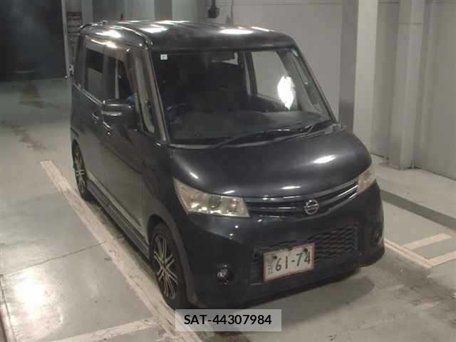 Nissan ROOX 2011 8685025-0
