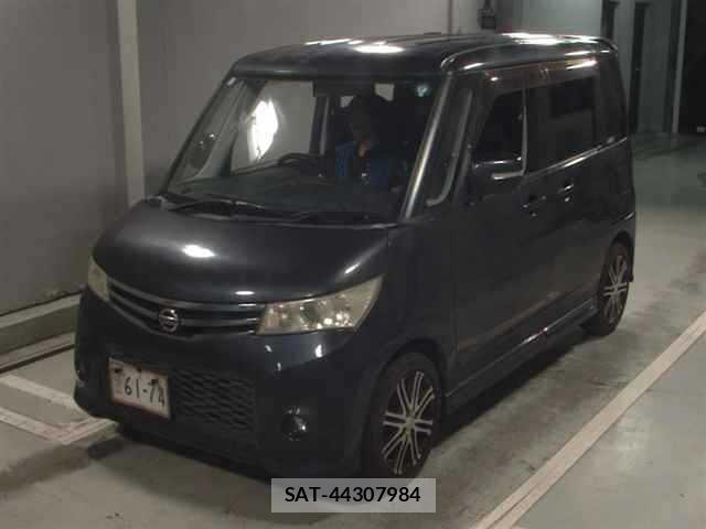 Nissan ROOX 2011 8685025-4