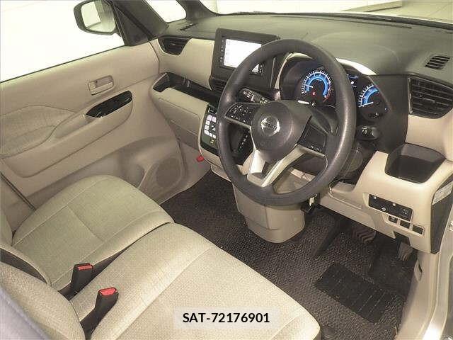 Nissan ROOX 2022 8724111-3