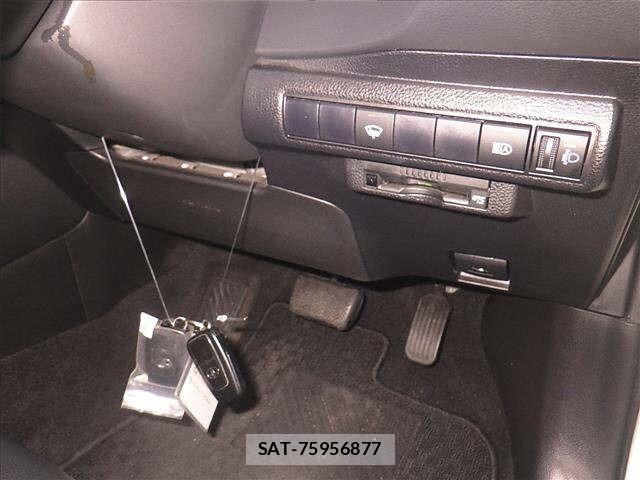 Toyota COROLLA TOURING 2020 8717218-8