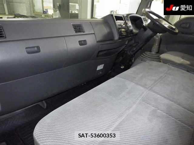 Mazda TITAN 2002 8927409-3