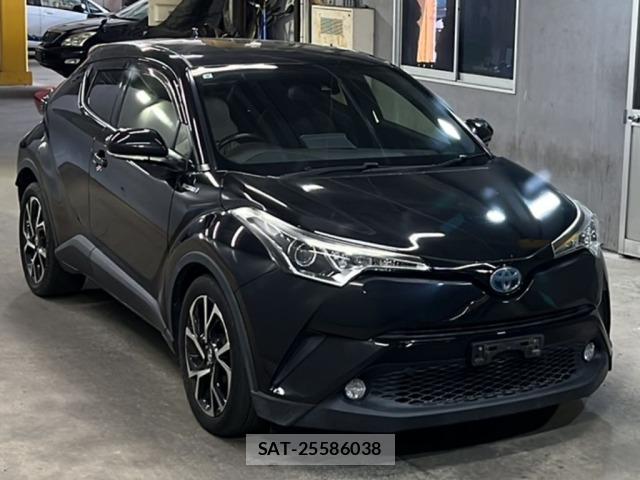 Toyota C-HR 2017 8707864-4