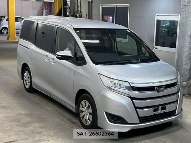 Toyota NOAH 2017 8706070-4