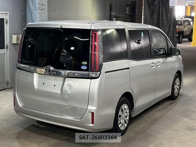 Toyota NOAH 2017 8706070-5