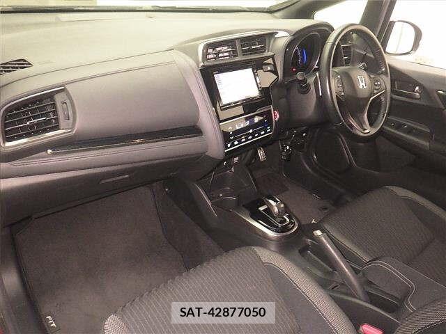 Honda FIT 2017 8722645-4