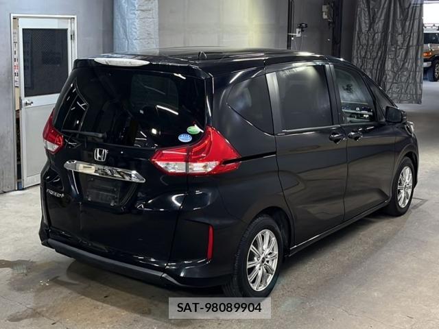Honda FREED 2017 8715800-5