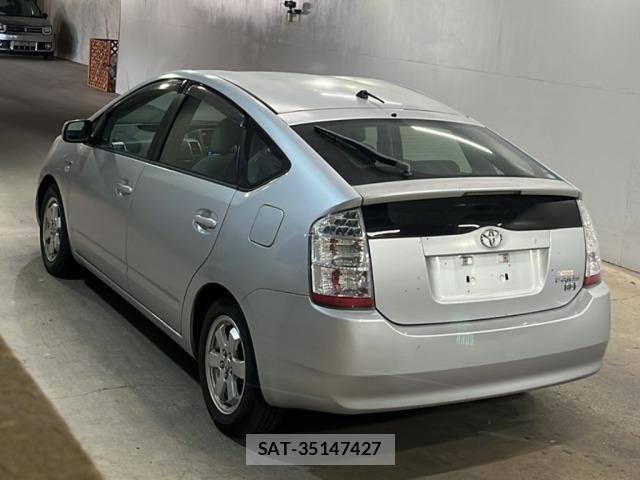 Toyota PRIUS 2011 8712346-1