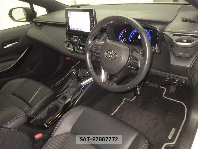 Toyota COROLLA TOURING 2021 8717219-3