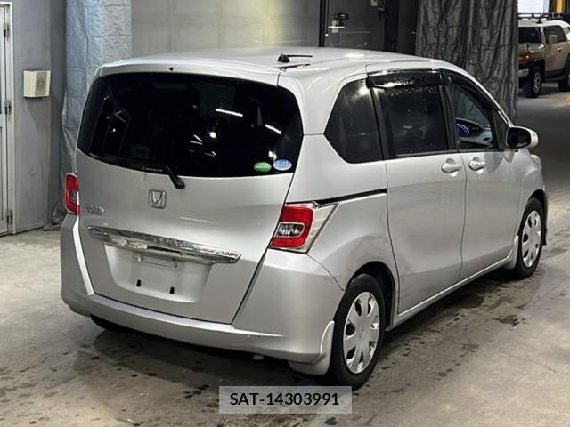 Honda FREED 2015 8715802-5