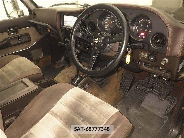Toyota LAND CRUISER 1988 8955651-3