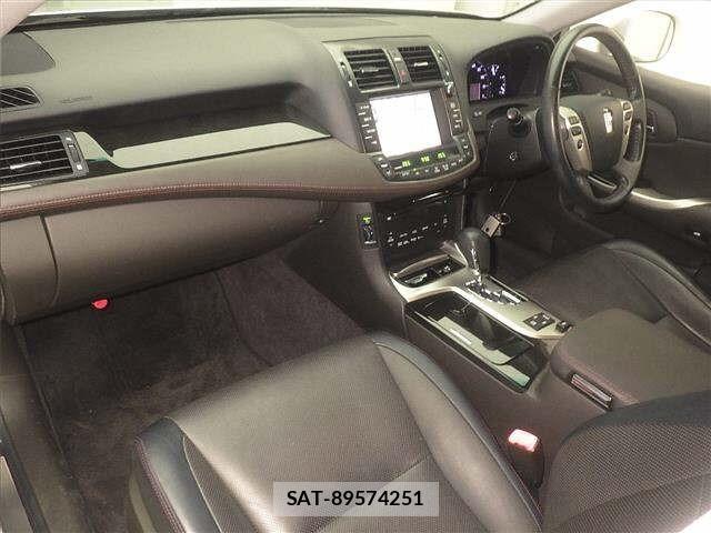 Toyota CROWN 2013 8734632-4