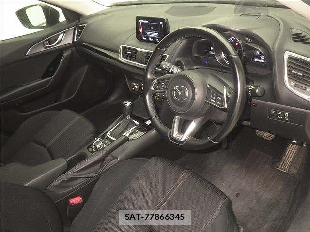 Mazda AXELA 2017 8851688-3