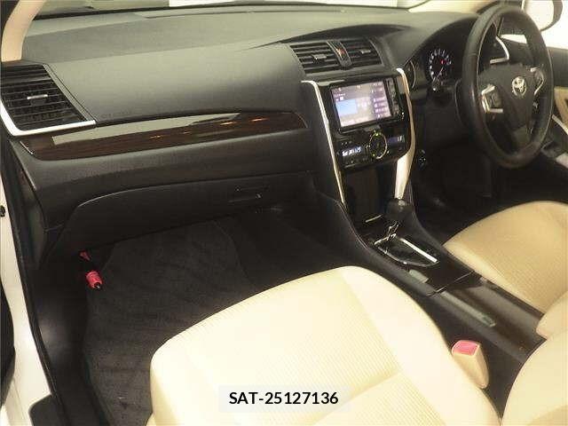 Toyota ALLION 2018 8834687-4