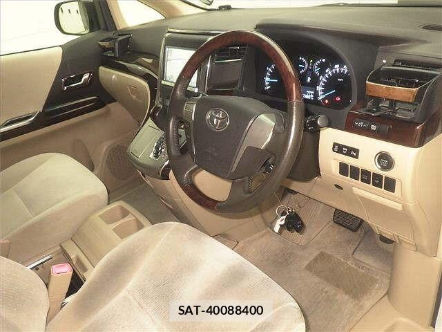 Toyota VELLFIRE 2013 8674595-3