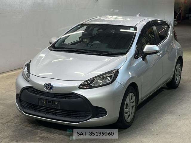 Toyota AQUA 2021 8704807-0