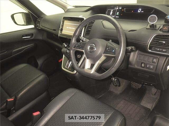 Nissan SERENA 2019 8672827-3
