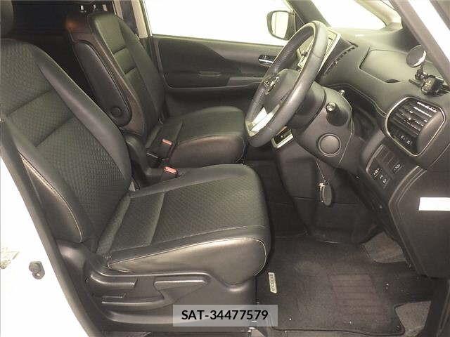 Nissan SERENA 2019 8672827-5