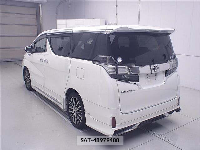 Toyota VELLFIRE 2015 8674602-1