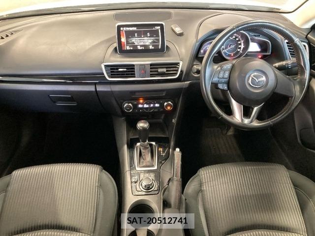 Mazda AXELA 2013 8911555-3