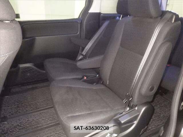 Toyota NOAH 2016 8722683-7
